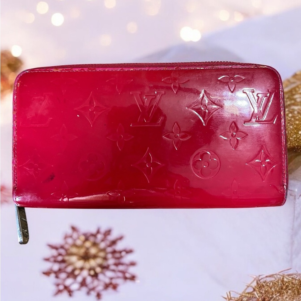Louis Vuitton Wine Vernis Empriente Zippy Wallet  A116